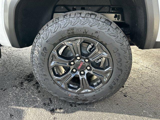 new 2025 GMC Canyon car, priced at $45,580