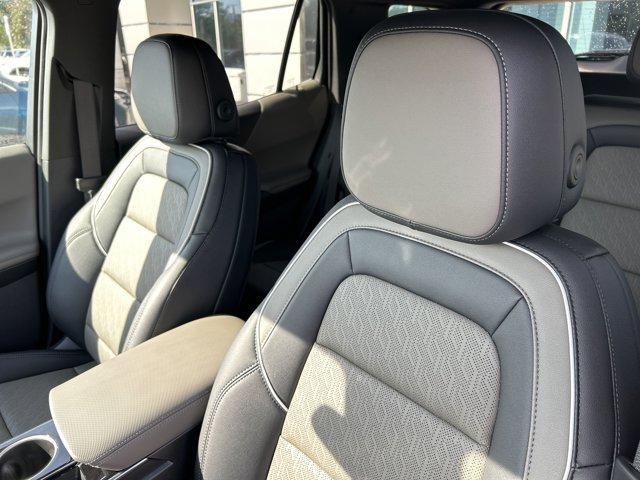 new 2026 Chevrolet Equinox car, priced at $30,763