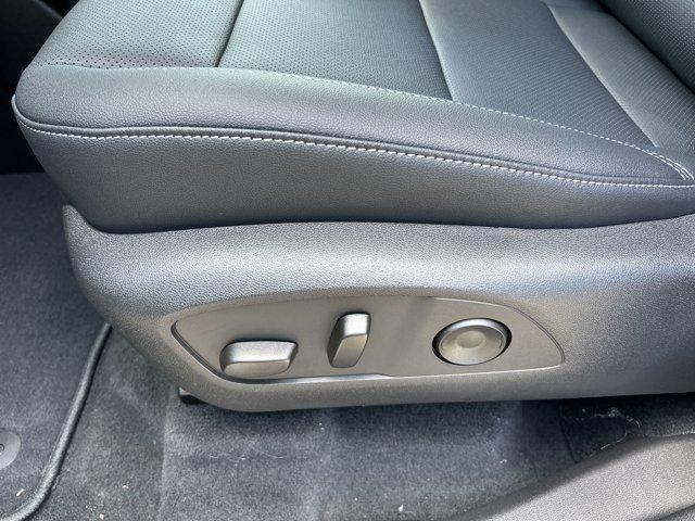 new 2026 Chevrolet Traverse car, priced at $44,575