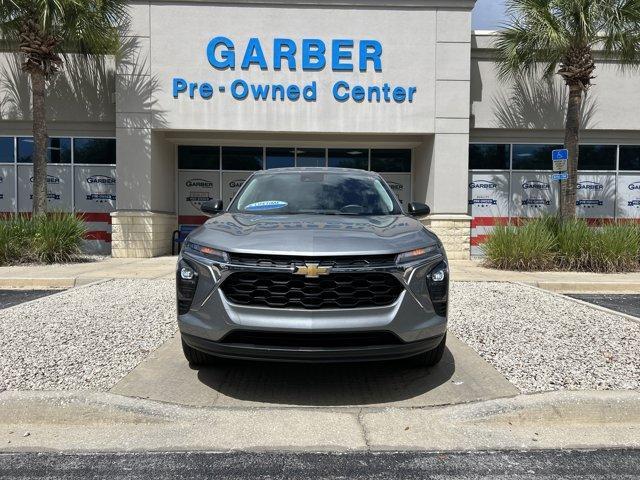 used 2024 Chevrolet Trax car, priced at $22,838