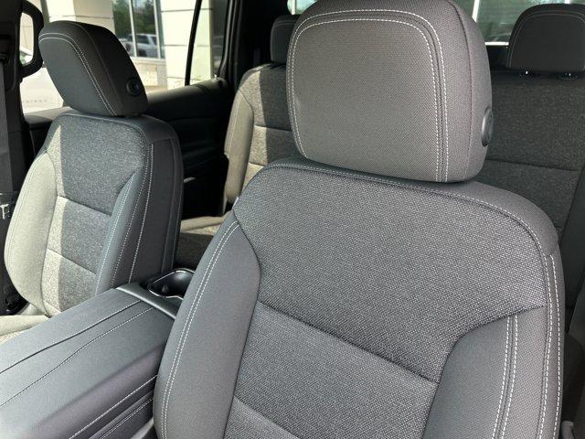 new 2025 Chevrolet Traverse car, priced at $40,445