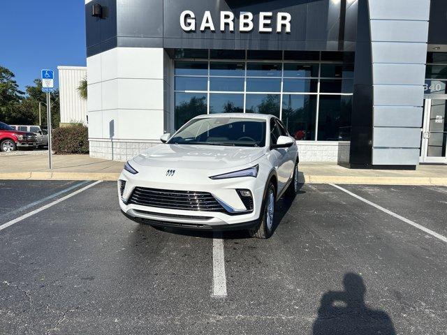 new 2025 Buick Envista car, priced at $24,142