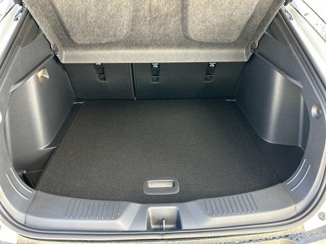 new 2025 Buick Envista car, priced at $24,142