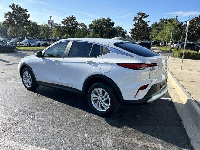 new 2025 Buick Envista car, priced at $24,142