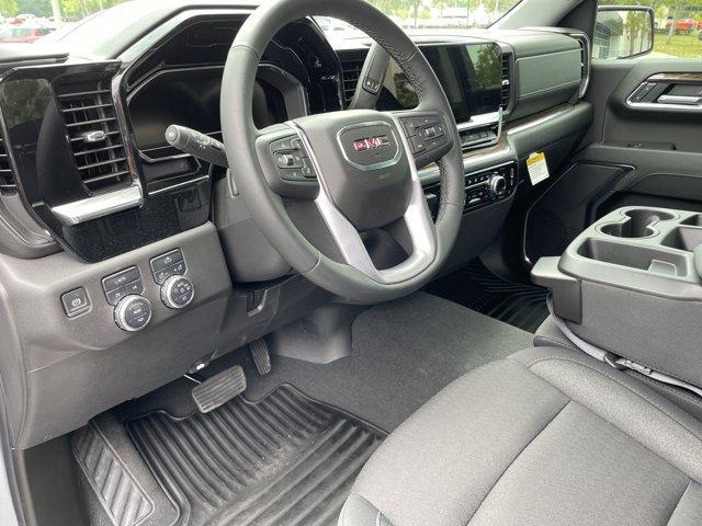 new 2025 GMC Sierra 1500 car, priced at $50,454