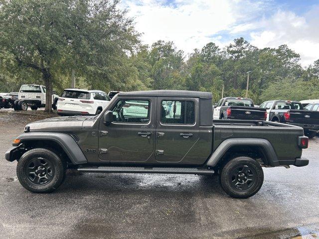 new 2025 Jeep Gladiator car, priced at $38,752