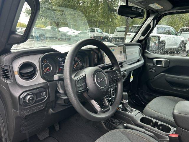 new 2025 Jeep Gladiator car, priced at $38,752