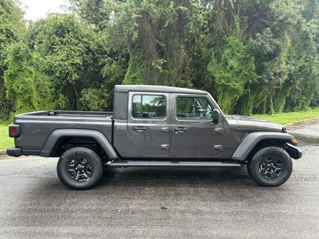 new 2025 Jeep Gladiator car, priced at $38,752