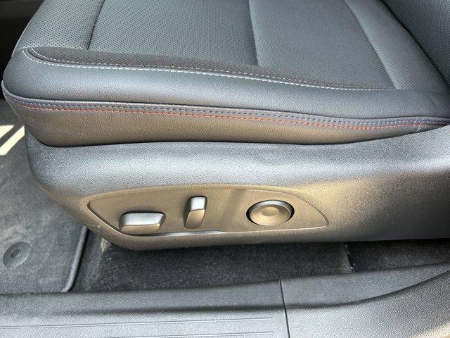 new 2025 Chevrolet Equinox EV car, priced at $42,590