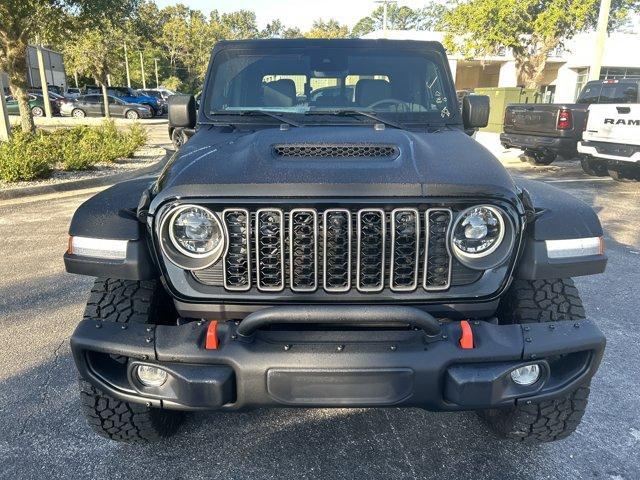 new 2025 Jeep Gladiator car, priced at $59,924