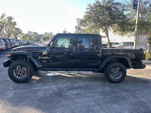 new 2025 Jeep Gladiator car, priced at $59,924