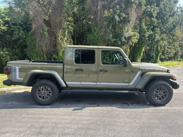 new 2025 Jeep Gladiator car, priced at $49,200