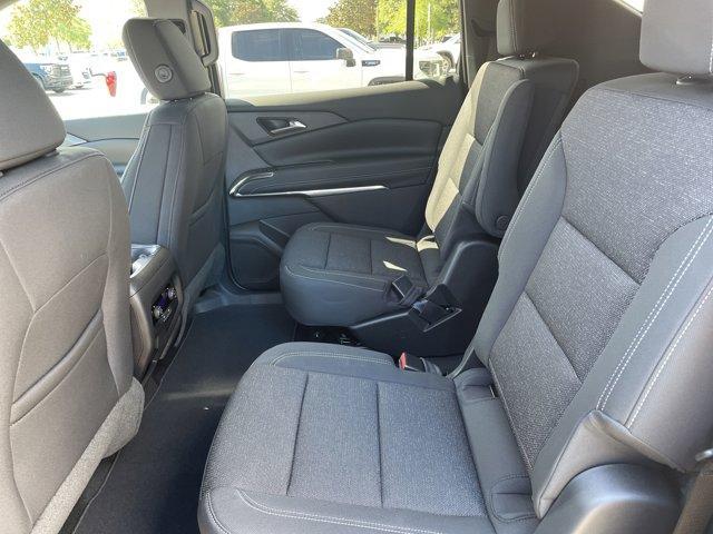 new 2025 Chevrolet Traverse car, priced at $40,445
