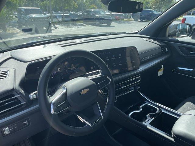 new 2025 Chevrolet Traverse car, priced at $40,445