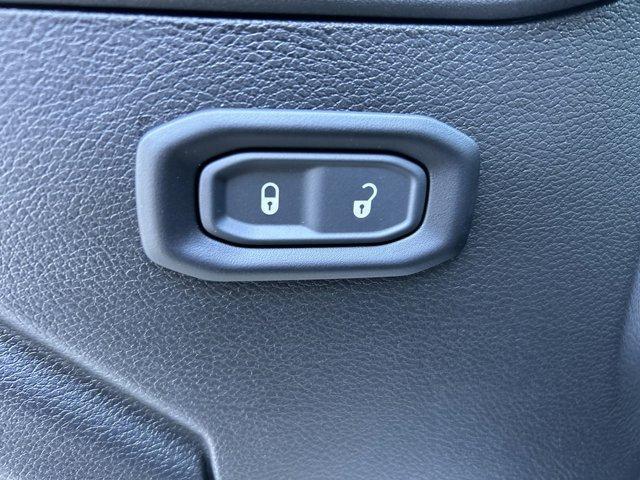 new 2025 Jeep Wrangler car, priced at $47,649