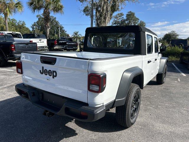 new 2025 Jeep Gladiator car, priced at $37,960