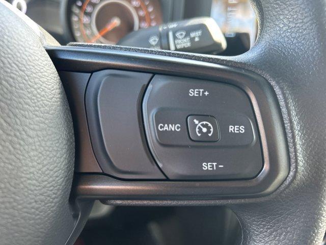 new 2025 Jeep Gladiator car, priced at $37,960