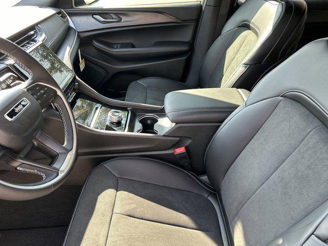 new 2025 Jeep Grand Cherokee L car, priced at $44,850