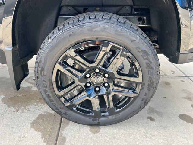 new 2025 Chevrolet Colorado car, priced at $44,470