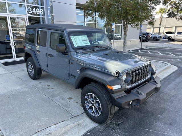 new 2025 Jeep Wrangler car, priced at $40,757