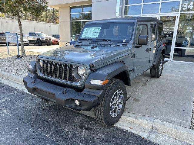 new 2025 Jeep Wrangler car, priced at $40,757