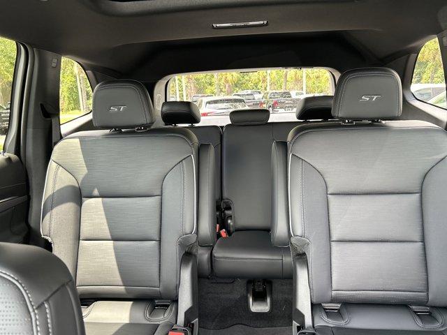 new 2026 Buick Enclave car, priced at $53,511
