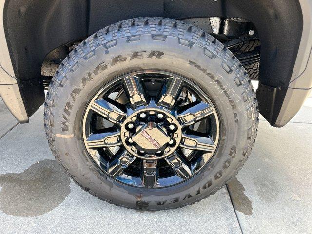 new 2025 GMC Sierra 2500 car, priced at $82,168