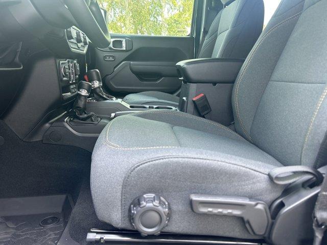 new 2025 Jeep Wrangler car, priced at $43,239