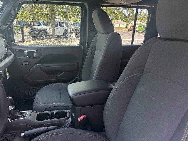 new 2025 Jeep Wrangler car, priced at $43,239