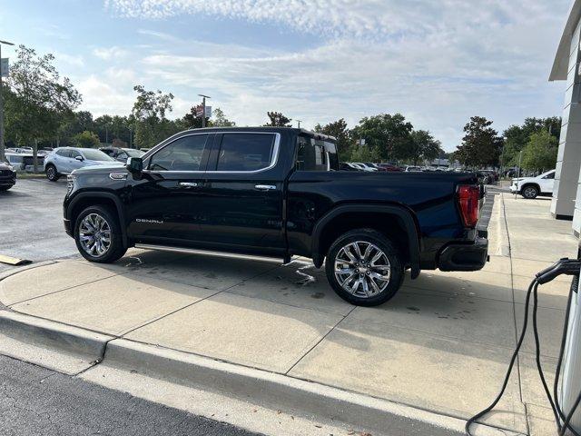 new 2025 GMC Sierra 1500 car, priced at $70,206