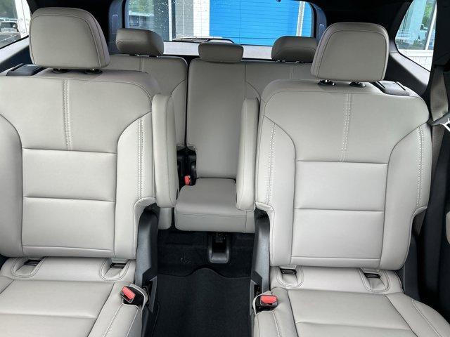 new 2025 GMC Acadia car, priced at $44,084