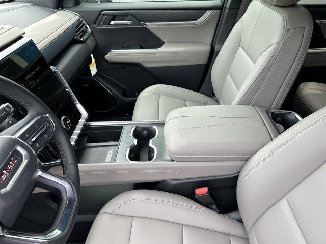new 2025 GMC Acadia car, priced at $44,084