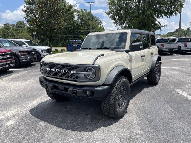 new 2025 Ford Bronco car, priced at $62,252
