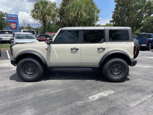 new 2025 Ford Bronco car, priced at $62,252