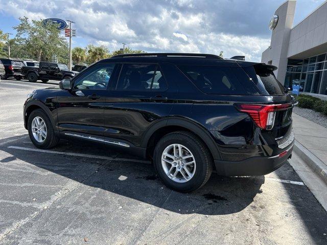 new 2025 Ford Explorer car, priced at $37,683