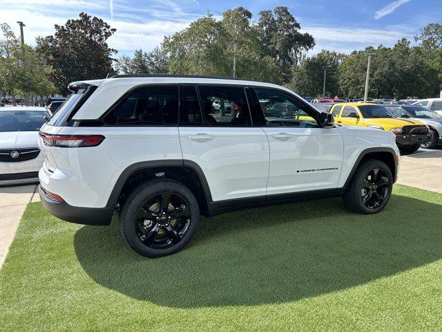 new 2025 Jeep Grand Cherokee car, priced at $46,350