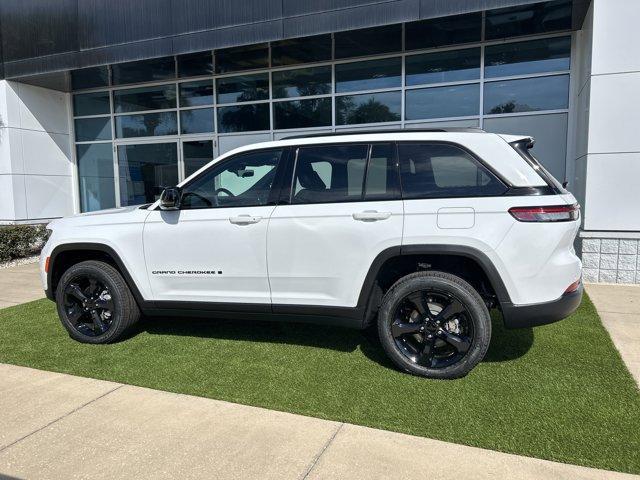 new 2025 Jeep Grand Cherokee car, priced at $49,350