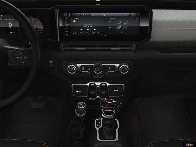 new 2025 Jeep Wrangler car, priced at $40,986