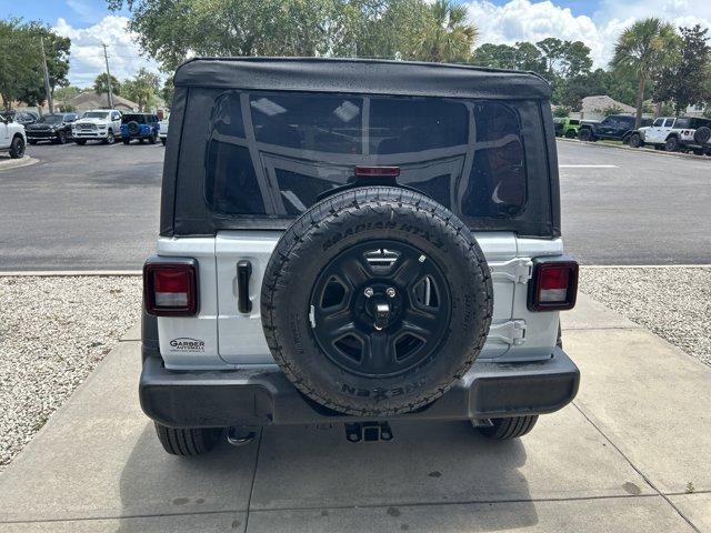 new 2025 Jeep Wrangler car, priced at $40,454