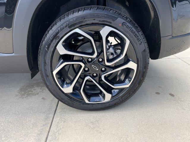 new 2025 Chevrolet Trax car, priced at $26,156