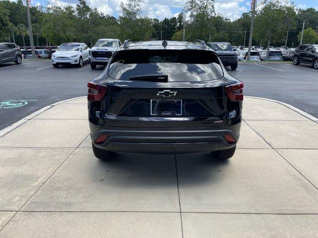 new 2025 Chevrolet Trax car, priced at $26,156