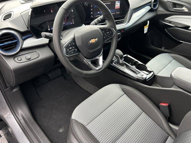new 2025 Chevrolet Trax car, priced at $23,456