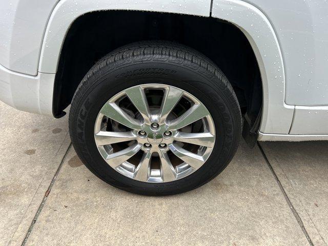 used 2016 Jeep Cherokee car, priced at $17,814