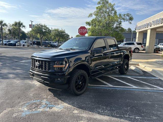 new 2025 Ford F-150 car, priced at $51,421