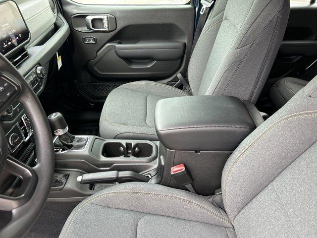 new 2025 Jeep Wrangler car, priced at $41,148