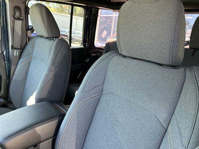 new 2025 Jeep Wrangler car, priced at $41,837