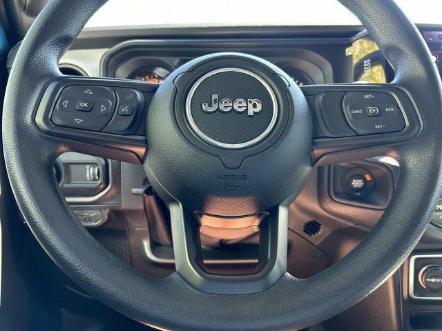 new 2025 Jeep Wrangler car, priced at $53,156