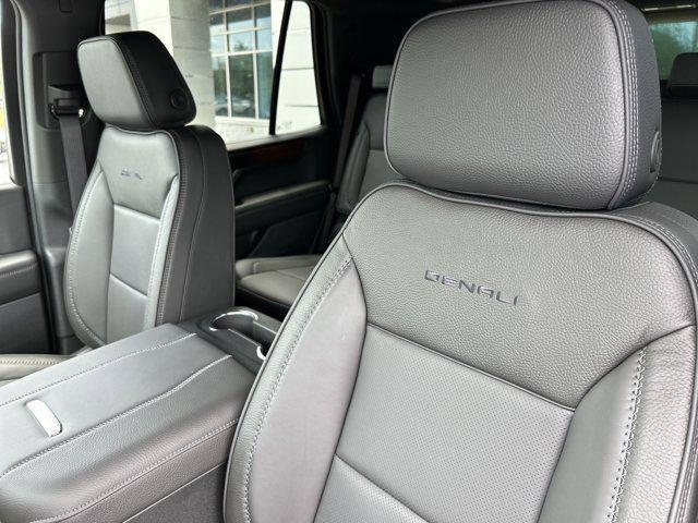 new 2025 GMC Yukon car, priced at $89,685