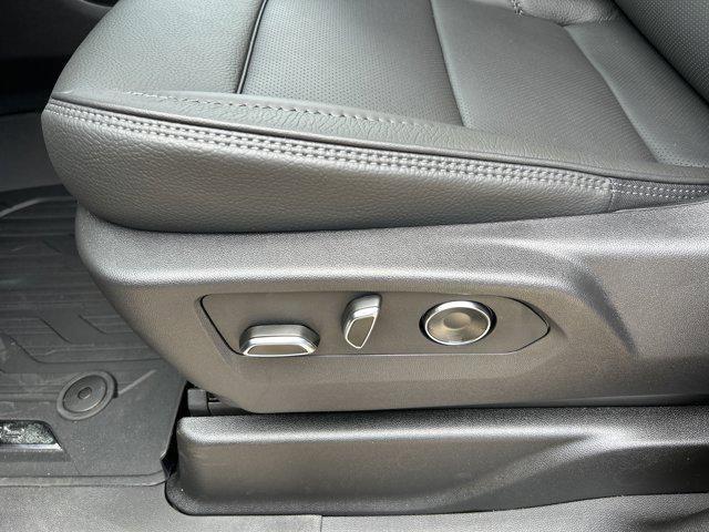 new 2025 GMC Yukon car, priced at $89,685