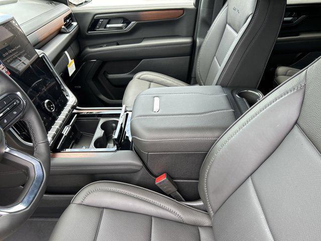 new 2025 GMC Yukon car, priced at $89,685